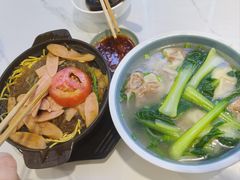 -老新隆牛肉锅贴(新街口店)