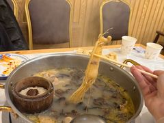 -朴小妹人参鸡汤火锅(长白山万达店)