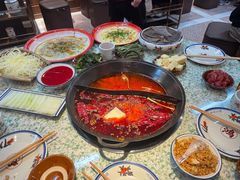 -鸿姐老火锅(花园路店)