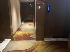 -红方格精致酒店(泸州金融中心万象汇店)