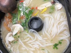 -飞虎过桥米线(翠湖店)
