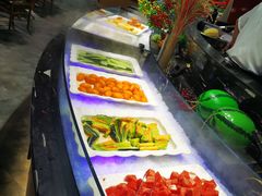 自助取餐区-环球约客烤涮自助(铜锣湾店)