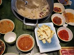 -老灶堂文创火锅(文艺路店)