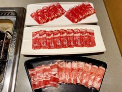 -海底捞火锅(曹安公路店)