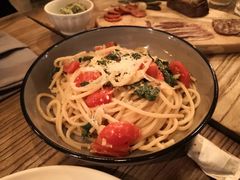 -Common Table · Brunch & Coffee