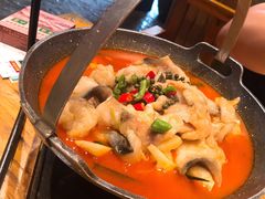 -老滇山寨•云南特色菜•地方菜•民族风情歌舞表演(金碧店)