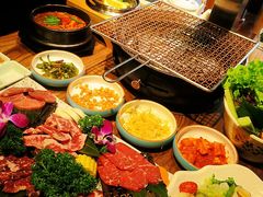 -明洞阿姨·韩式酱蟹烤肉·创意料理(三元桥店)