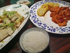 -粤·向群饭店(麓景路店)