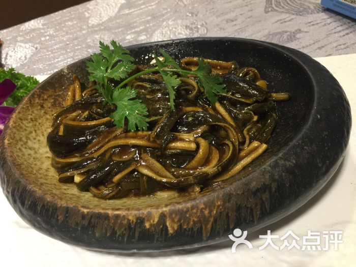 软兜长鱼