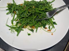 -虹潮荟·餐桌上的美食地理(太阳宫店)