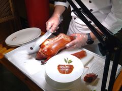 酥香嫩烤鸭-四季民福烤鸭店(外滩外白渡桥店)