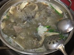-老石黑山羊毛驴肉火锅(金凯广场店)
