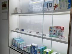 -翰佐蔡司小乐圆·依视路星趣控·暴龙眼镜折扣店