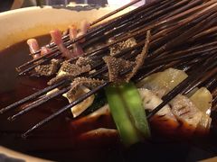 -拈签一笑黄牛肉辣卤串串