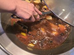 -山里屯铁锅炖·东北菜(康桥店)