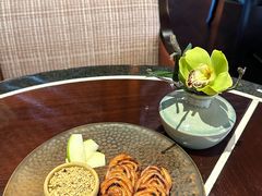 鸭肝酱伴葱油饼-杭州西子湖四季酒店·金沙厅