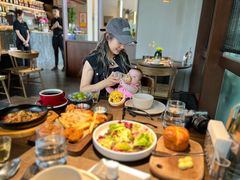 -九月里.自由花园餐厅