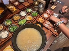 -银米·云南传统过桥米线(双廊黑金冠店)