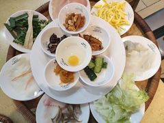 -桥香园云南过桥米线(金马碧鸡店)