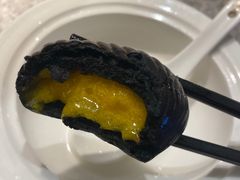 黑金流沙包-悦秀·高级粤菜