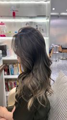 -Tloml salon