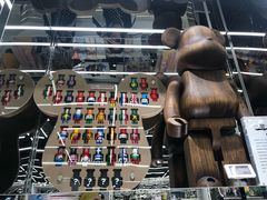 -泡泡玛特POPMART(侨福芳草地店)