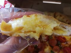 流沙蛋黄夹心-达美乐比萨(水晶港店)