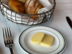 面包-Wolfgang’s Steakhouse 沃夫冈牛排馆(上海白玉兰广场店)