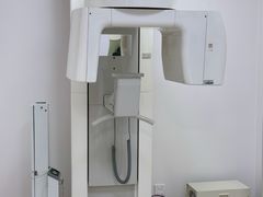 -上海仁爱医院口腔科 · 种植