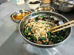 -正宗杨记普洱酸醋米线(总店)