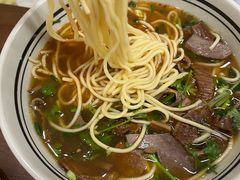 -小马牛肉面·牛骨熬制(南京博物院店)