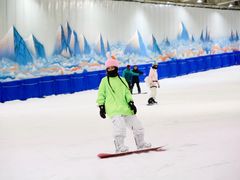 -乔波室内滑雪场
