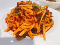 鱼香肉丝-峨嵋酒家(王府井店)