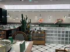 -喃喃椰·糟粕醋·椰子鸡火锅(七堡花园店)