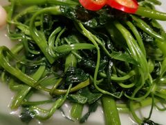 -Lam Vien Restaurant