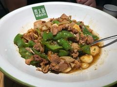 -费大厨辣椒炒肉(万家丽一店)