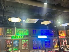 -马路牙子烧烤音乐酒馆(望京店)