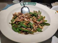 -费大厨辣椒炒肉(黄兴中心广场店)