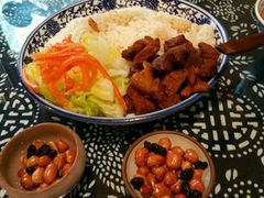 -蜗牛小馆醉乡民谣云南菜(惠新西里店)