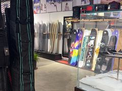 -4+2肆加贰雪具库(上庄店)