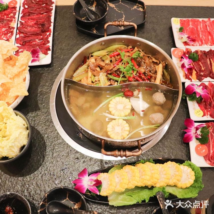 南京牛肉火锅,鲜嫩牛肉吃起来!🌸🌸