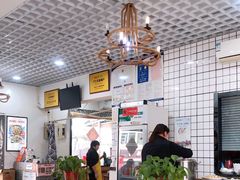 -八两八金·莱芜特色炒鸡(市南漳浦路店)