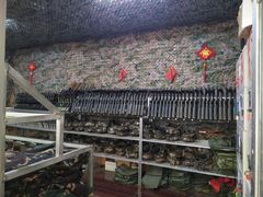 -亲兄弟真人CS团建拓展基地