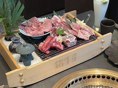-铭牛烧肉·和牛海鲜自助(高新月牙湖店)