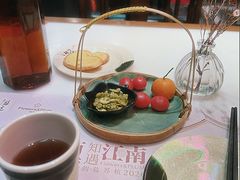 -假装苏杭·迎春花与梅(陆家嘴中心店)