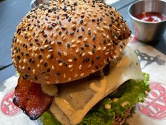 -FAT COW(虹梅路店)