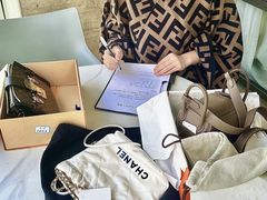 -江奢典汇·名包名表·黄金回收