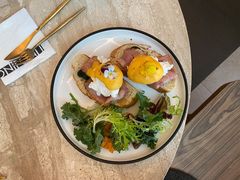 班尼迪克蛋牛油果素餐-玲婧胡同·生日蛋糕·餐厅(嘉里城店)