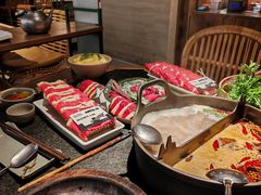 -三出山火锅(南京万象天地店)