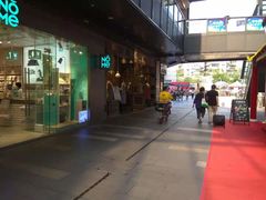 -江燕路万科里